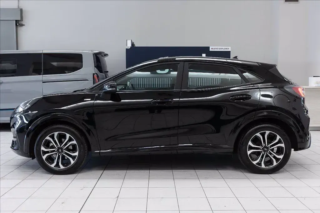 Usata Ford Puma ST-Line 125 CV (91 kW) 2023 Agate black (metallizzato) SUV