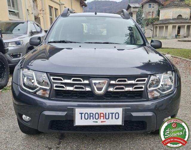 Usata Dacia Duster Lauréate 110 CV (80 kW) 2016 Nero SUV