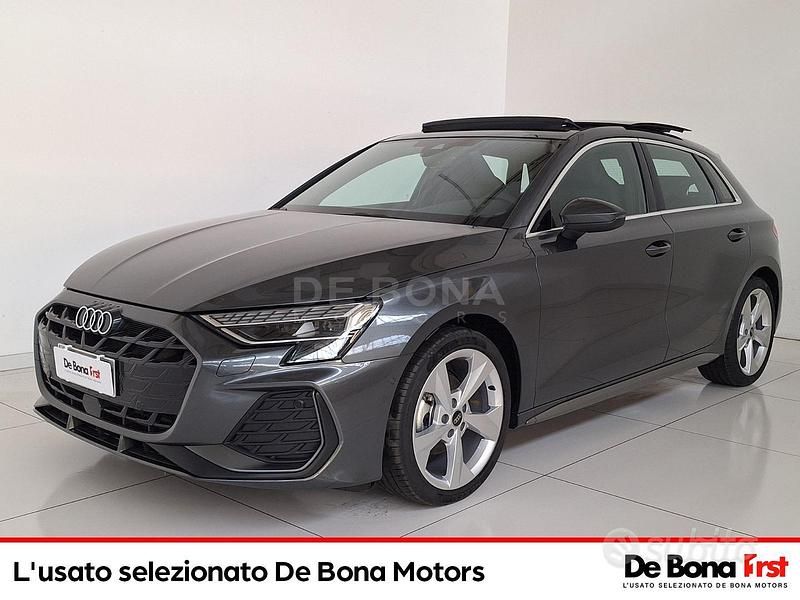 Usata Audi A3 S-Line 150 CV (110 kW) 2024 Grey daytona Berlina