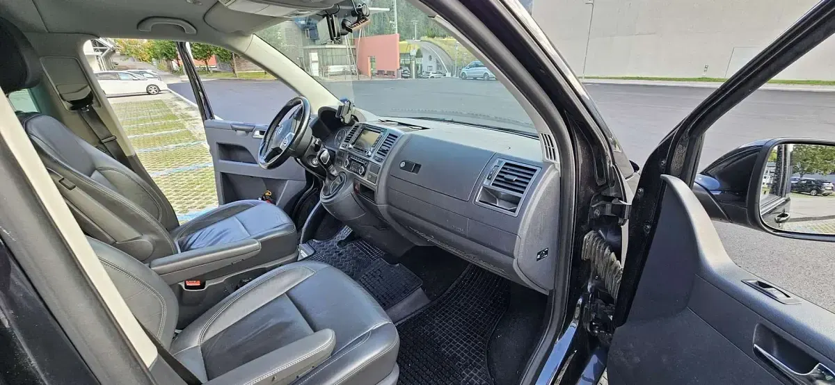 Usata VW Caravelle Edition 179 CV (131 kW) 2014 Nero Furgone