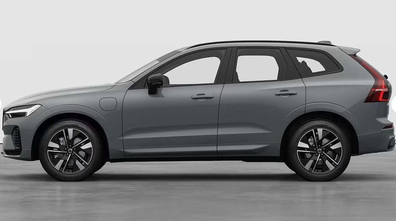 Nuova Volvo XC60 Plus 349 CV (256 kW) 2025 Grigio SUV