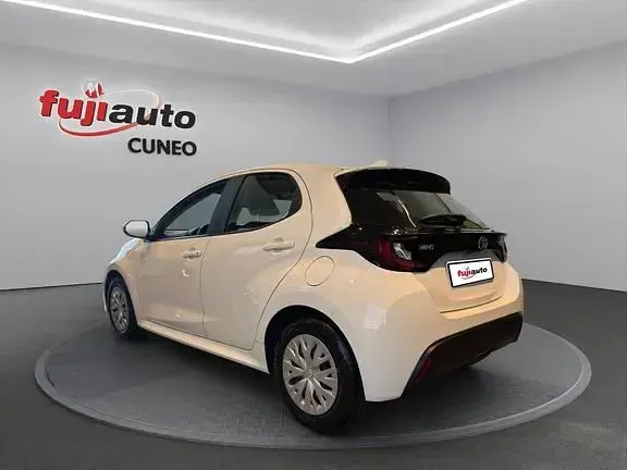 Usata Toyota Yaris Hybrid Active 2025 Bianco Berlina
