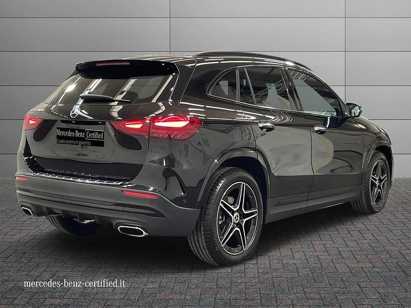 Nuova Mercedes GLA200 Advanced Plus 150 CV (110 kW) 2026 Nero cosmo metallizzato SUV