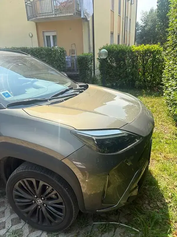 Usata Toyota Yaris Cross 92 CV (67 kW) 2023 Bronzo SUV