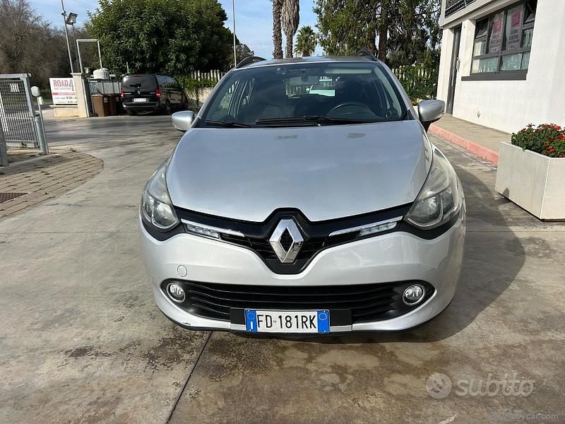 Usata Renault Clio GrandTour 90 CV (66 kW) 2016 Argento Station wagon