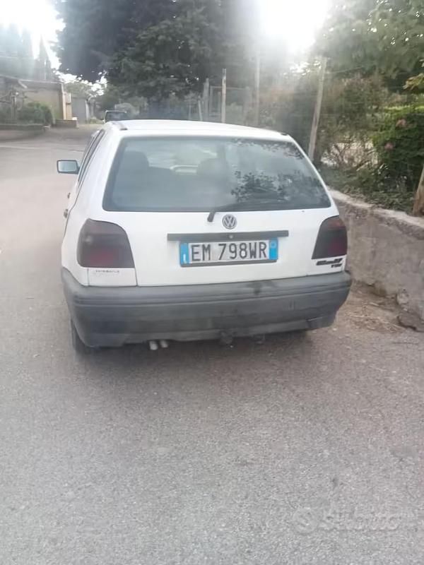 Usata VW Golf III 90 CV (66 kW) 1995 Berlina