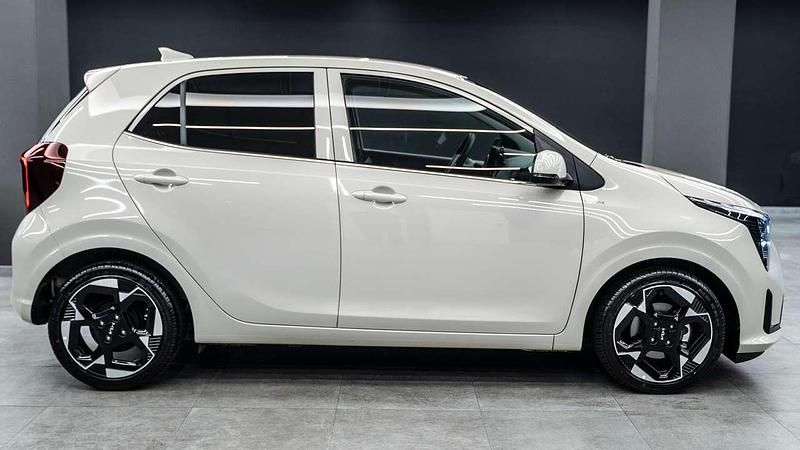 Usata Kia Picanto GT-Line 63 CV (46 kW) 2025 Milky beige perlato metall Utilitaria