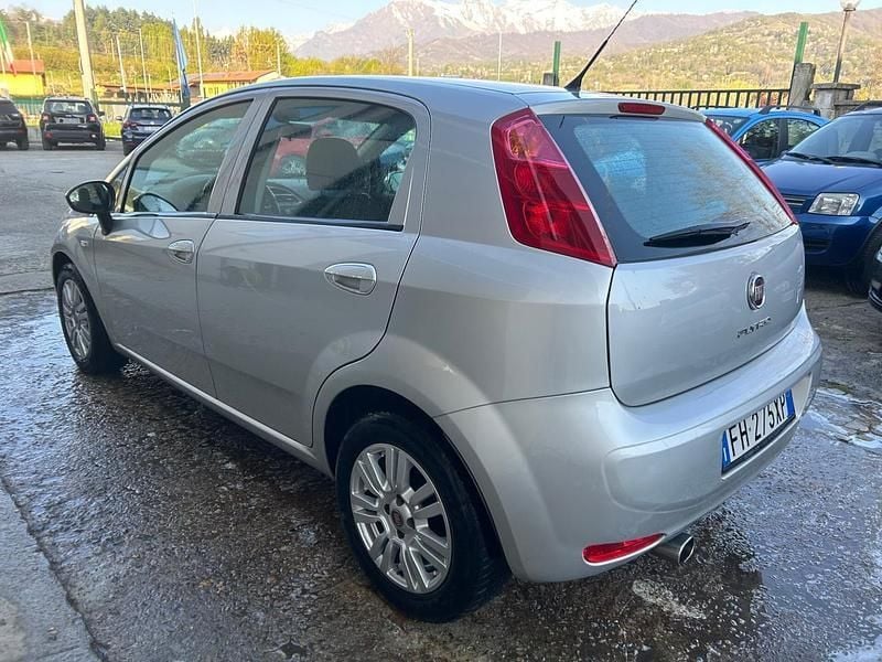 Usata Fiat Punto Street 95 CV (69 kW) 2017 Grigio Utilitaria