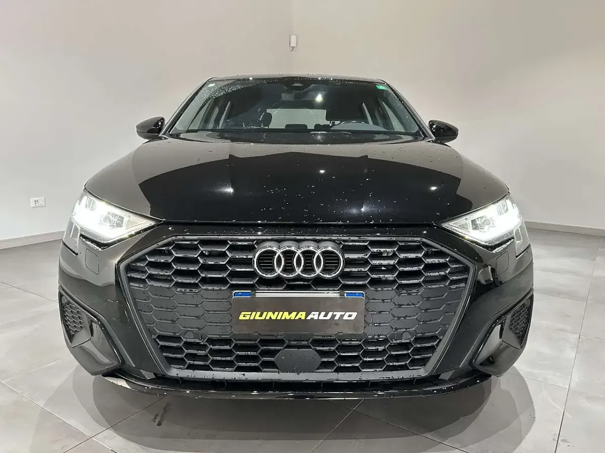 Usata Audi A3 150 CV (110 kW) 2023 Nero Berlina
