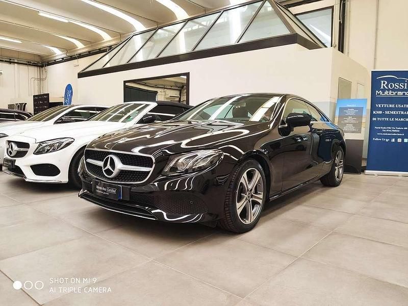 Usata 2019 Mercedes E220 Business Coupé | 35.000 € (Buon prezzo) - Immagine 1/4