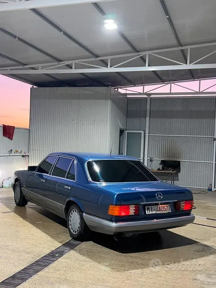 Usata Mercedes 420 218 CV (160 kW) 1985 Blu Berlina