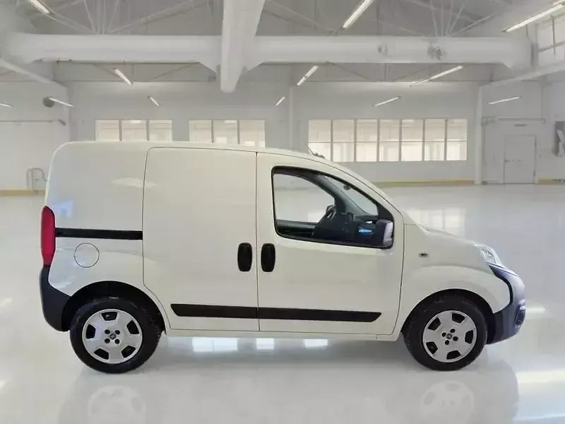 Usata Fiat Fiorino 95 CV (69 kW) 2022 Bianco Monovolume