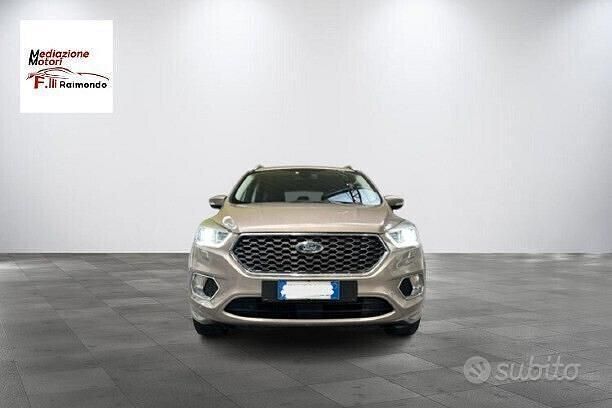 Usata Ford Kuga Vignale 180 CV (132 kW) 2018 Grigio SUV