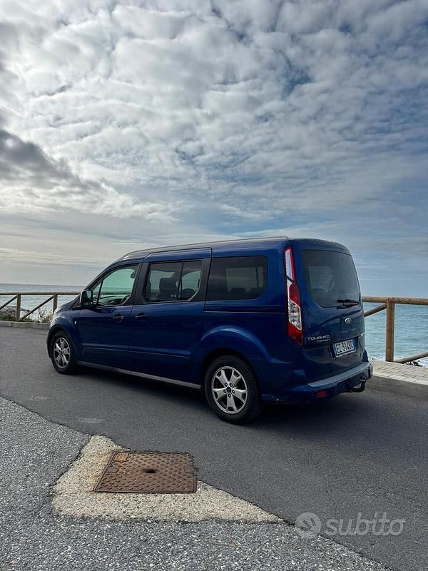 Usata Ford Tourneo 115 CV (84 kW) 2013 Blu SUV