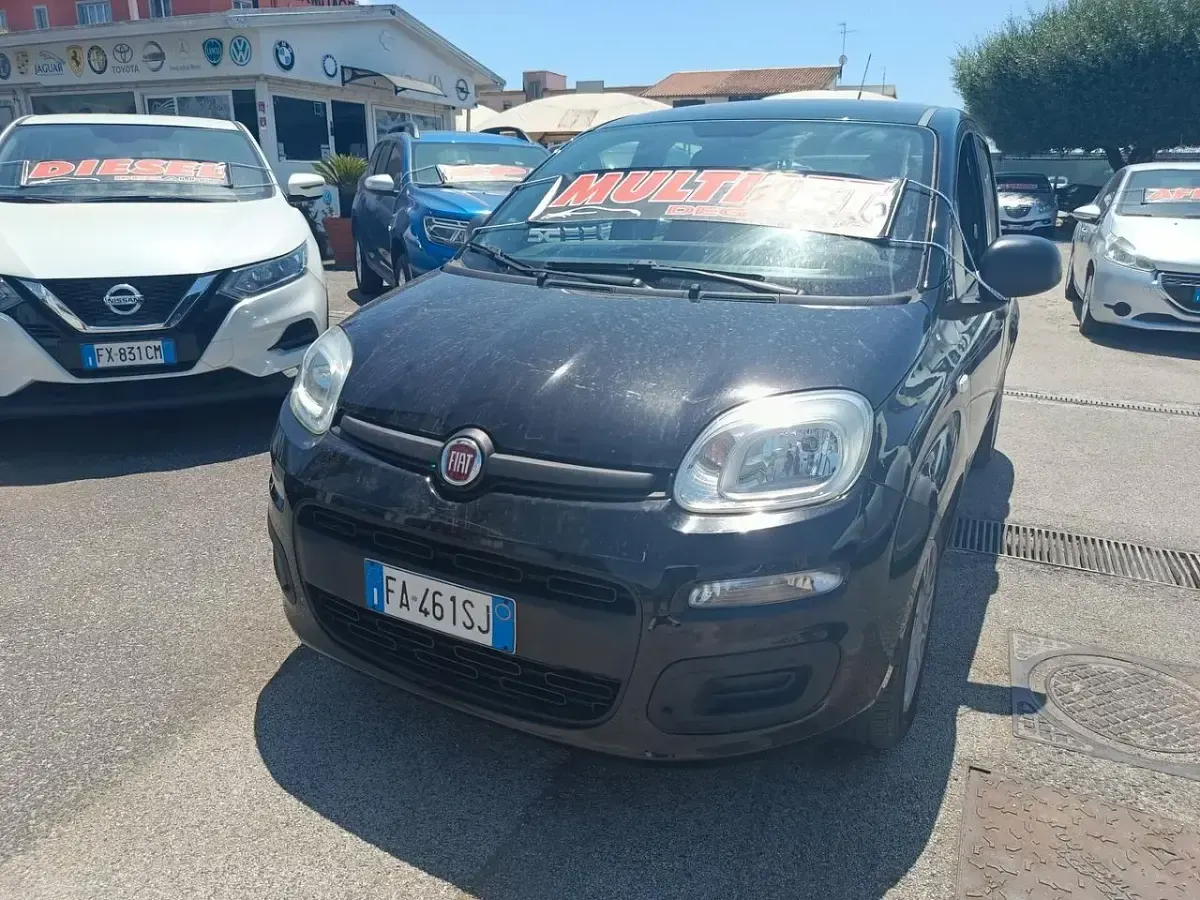 Usata Fiat Panda Easy 75 CV (55 kW) 2015 Nero Utilitaria