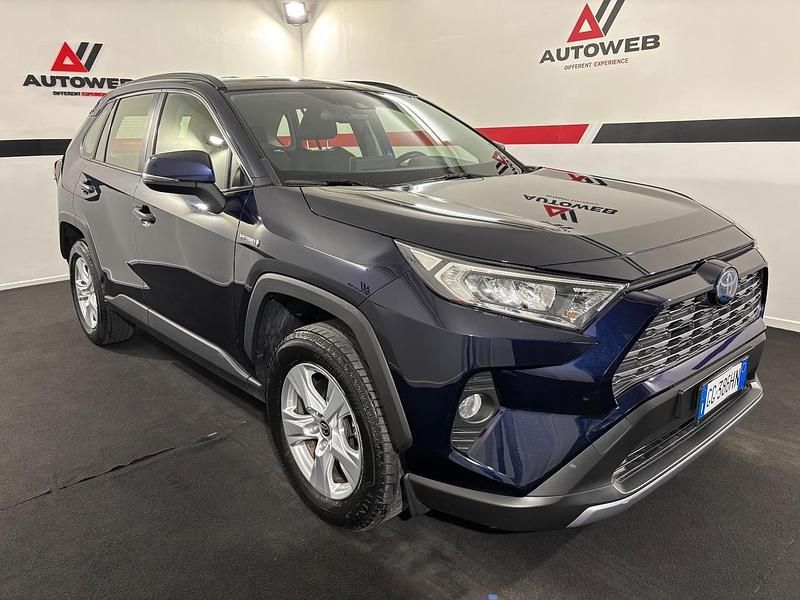 Second-hand Toyota RAV4 Hybrid Style 185 CP (136 kW) 2021 Albastru SUV