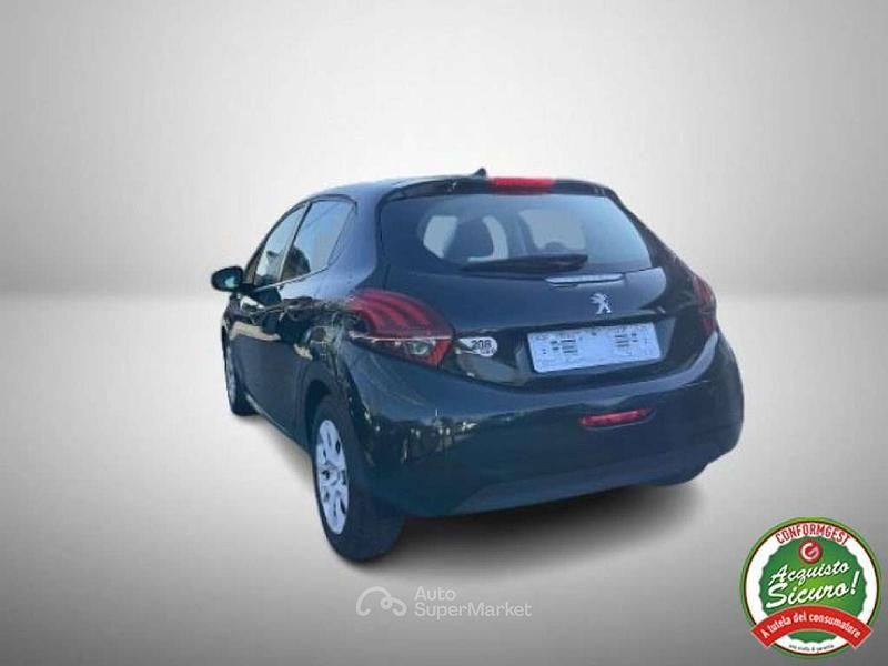 Usata Peugeot 208 Active 68 CV (50 kW) 2019 Nero Utilitaria