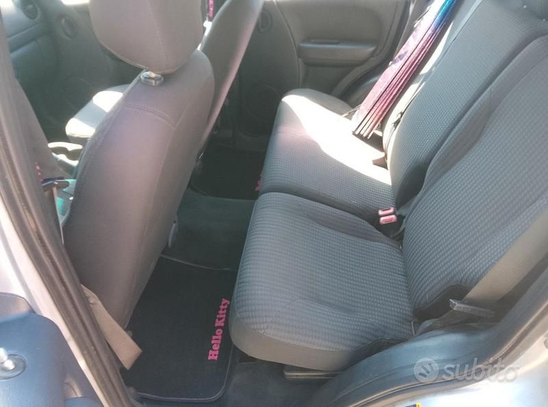 Usata Jeep Cherokee 143 CV (105 kW) 2002 Grigio SUV
