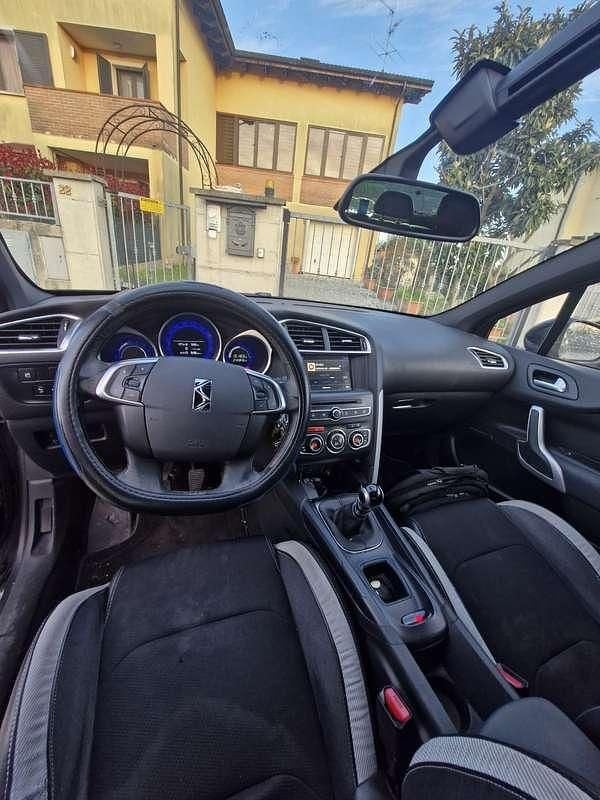 Usata Citroën DS4 So Chic 120 CV (88 kW) 2015 Utilitaria