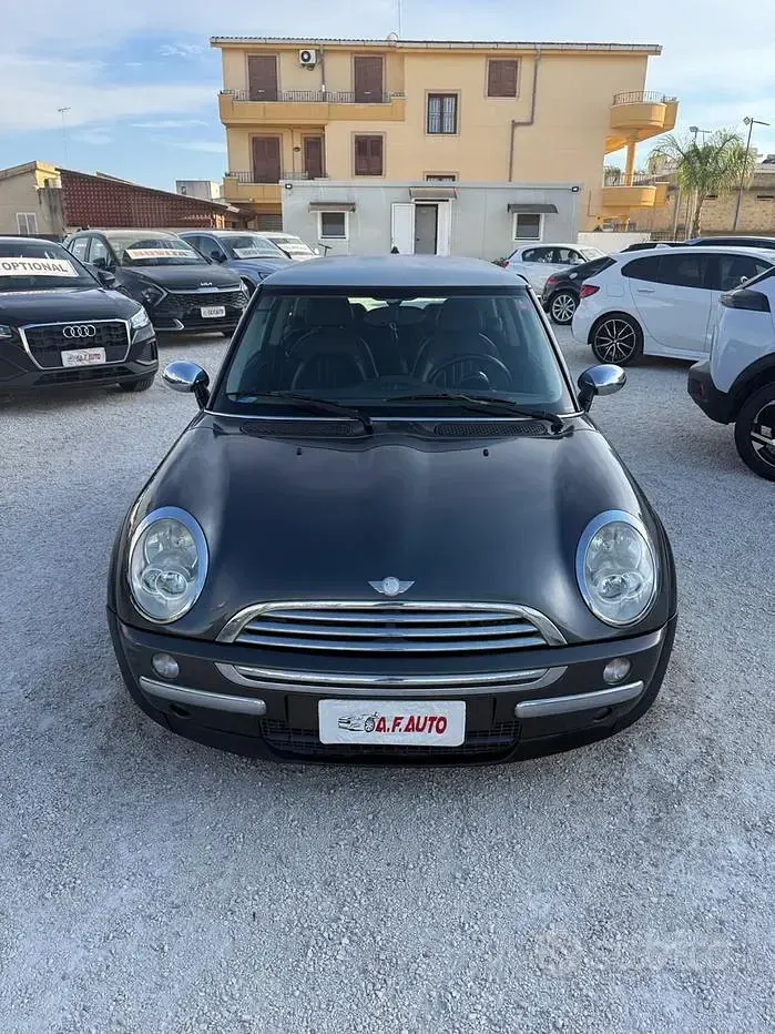 Usata Mini One D 88 CV (64 kW) 2006 Grigio Utilitaria
