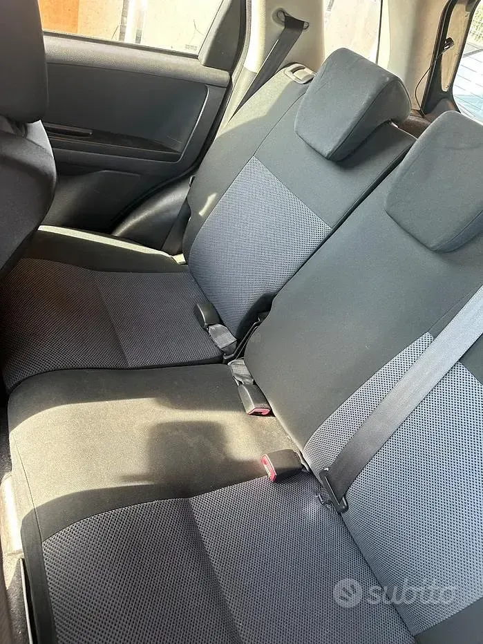 Usata Fiat Sedici 120 CV (88 kW) 2007 Nero SUV