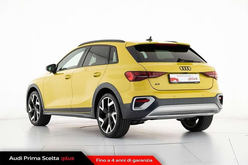 Usata Audi A3 150 CV (110 kW) 2024 Giallo Berlina