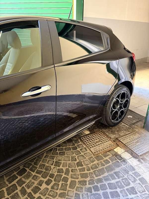 Usata Alfa Romeo Giulietta Super 120 CV (88 kW) 2019 Berlina