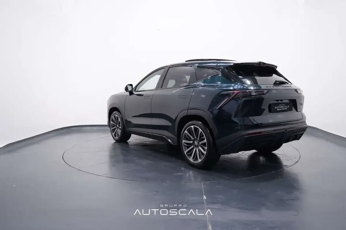 Nuova Sportequipe S6 GT 186 CV (136 kW) 2025 Cloudy grey SUV