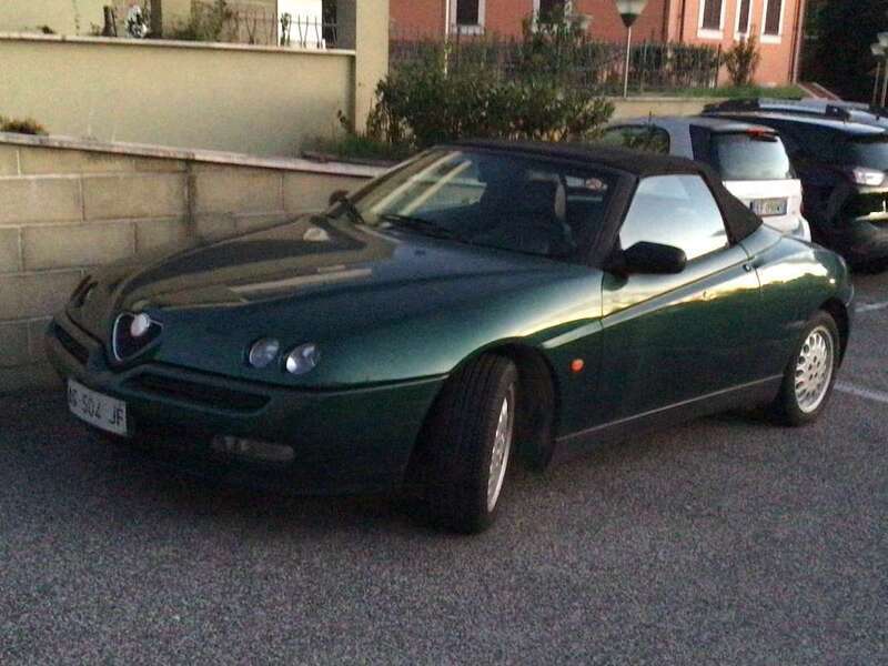 Usato 1995 Alfa Romeo Spider 2.0 Benzin 150 CV (4.500 €)