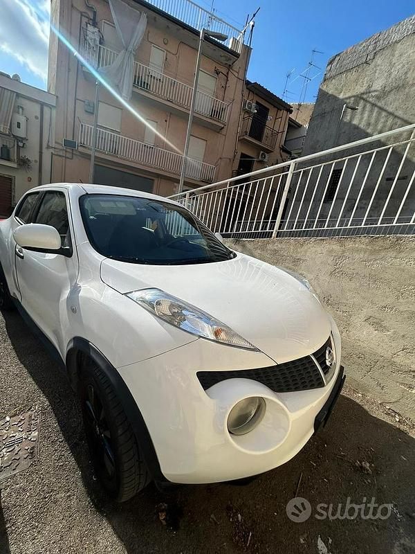 Bianco Usata 2013 Nissan Juke SUV | 9000 € (Molto cara) - Immagine 1/4
