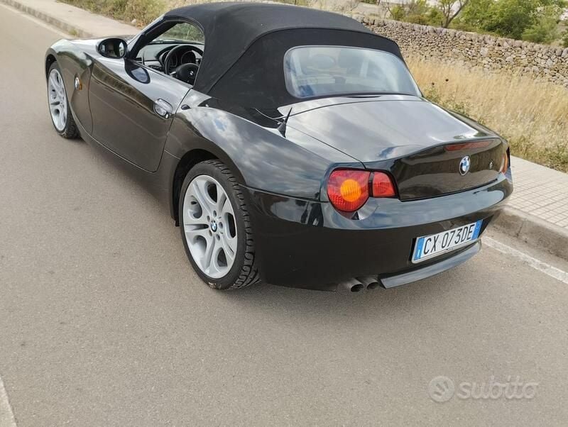 Usata BMW Z4 170 CV (125 kW) 2005 Nero Cabrio