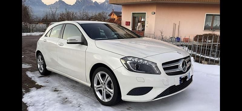 Usata Mercedes A180 109 CV (80 kW) 2013 Berlina