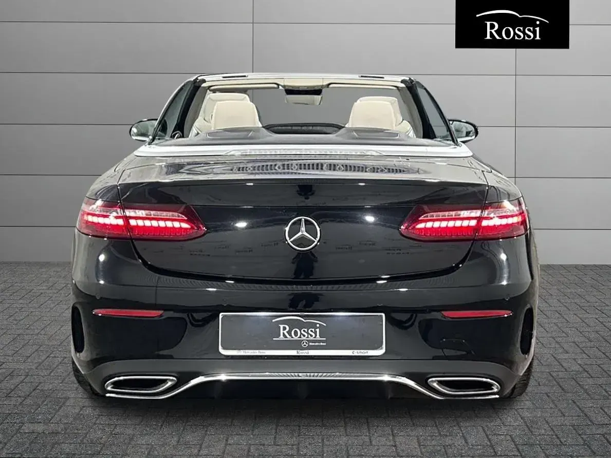 Usata Mercedes 220 Premium Plus 194 CV (142 kW) 2023 Nero Cabrio