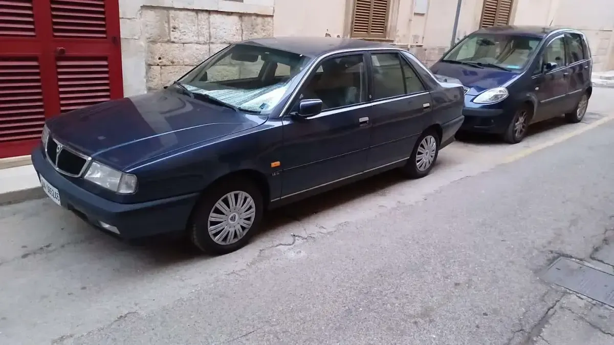 Usata Lancia Dedra 88 CV (64 kW) 1992 Berlina