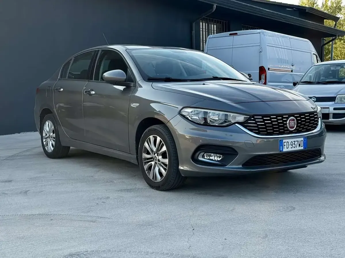 Usata Fiat Tipo Easy 95 CV (69 kW) 2016 Other Berlina