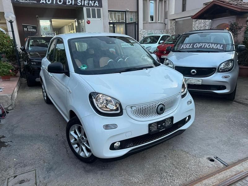 Usata Smart ForFour Passion 71 CV (52 kW) 2015 Bianco Utilitaria