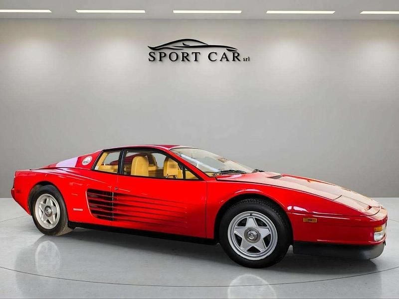 Usata Ferrari Testarossa 390 CV (286 kW) 1985 Rosso Coupé