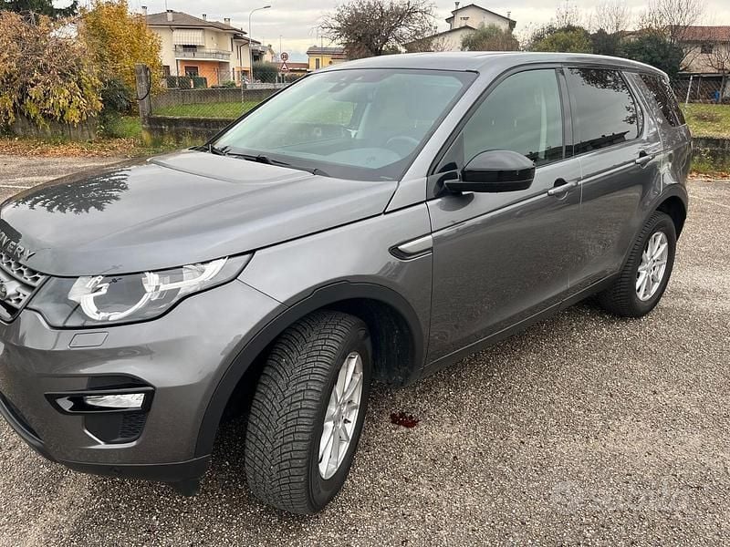 Usata Land Rover Discovery Sport HSE Luxury 150 CV (110 kW) 2016 Grigio SUV