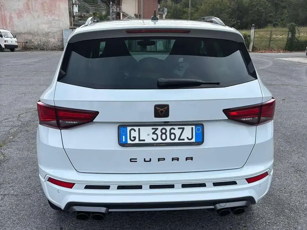 Usata Cupra Ateca 300 CV (220 kW) 2022 Bianco SUV