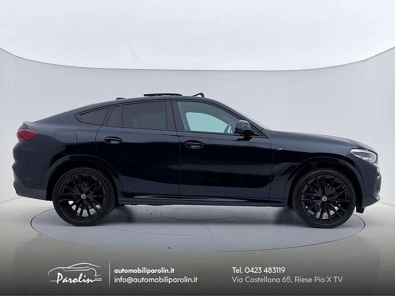 Begagnad BMW X6 M Sport 286 HK (210 kW) 2023 Grå SUV