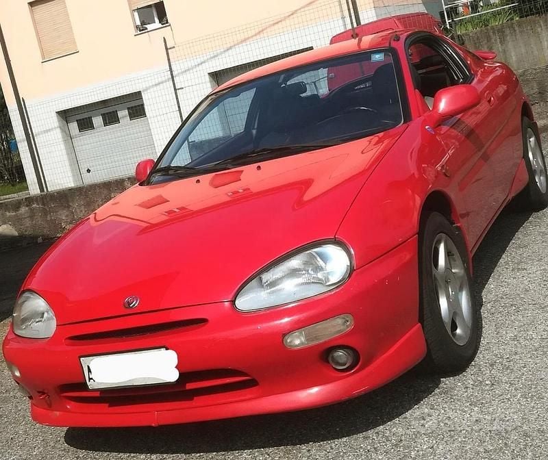 Usata Mazda MX3 129 CV (94 kW) 1995 Rosso Coupé