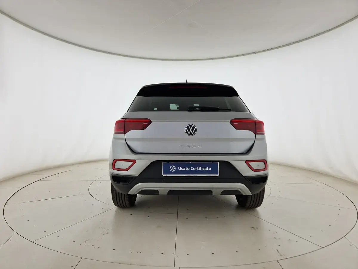 Usata VW T-Roc Style 150 CV (110 kW) 2022 Pyrit silver metallizzato nero SUV