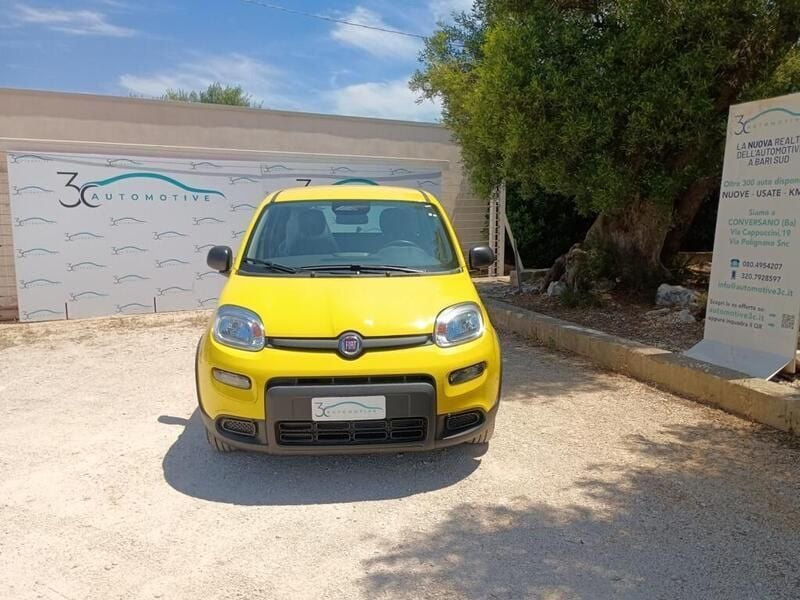 Usata Fiat Panda 71 CV (52 kW) 2024 Giallo Utilitaria