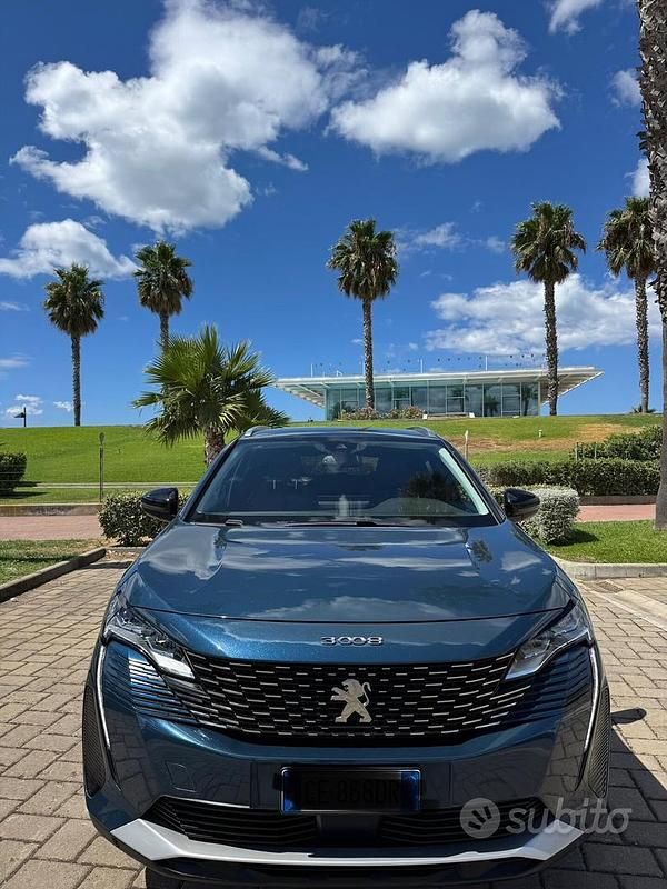 Usata Peugeot 3008 Allure 131 CV (96 kW) 2021 Blu SUV