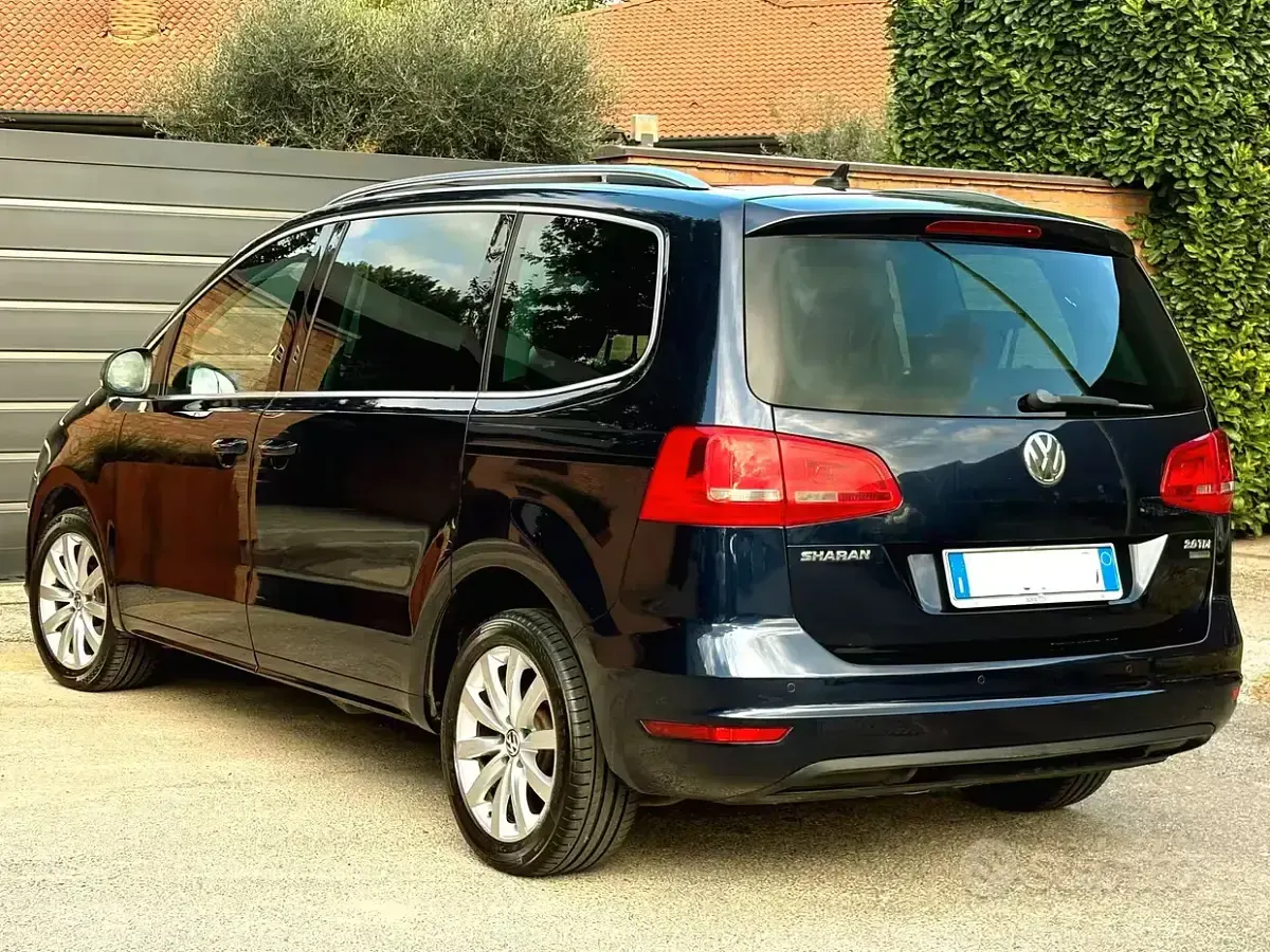 Usata VW Sharan 140 CV (102 kW) 2014 Bluazzurro Monovolume