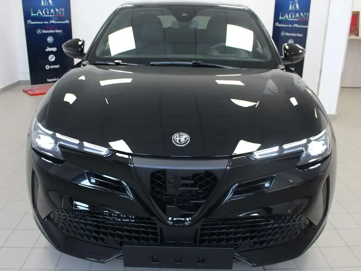 Usata Alfa Romeo GT Junior Edizione Speciale 136 CV (100 kW) 2024 Nero SUV