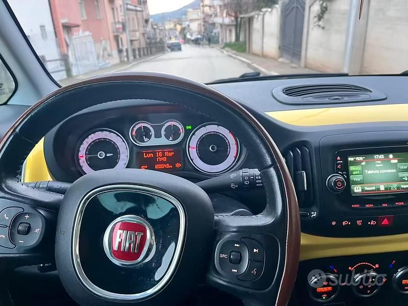 Usata Fiat 500L Trekking 95 CV (69 kW) 2016 Giallo Monovolume