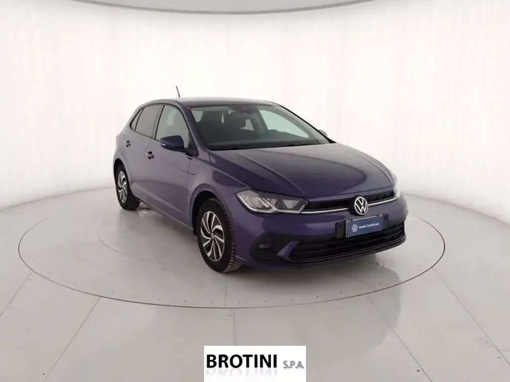 Usata VW Polo Life 95 CV (69 kW) 2022 Blu/azzurro Utilitaria
