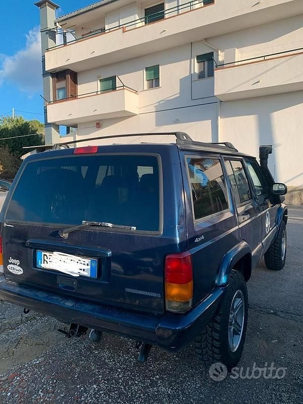 Usata Jeep Cherokee 116 CV (85 kW) 2000 SUV
