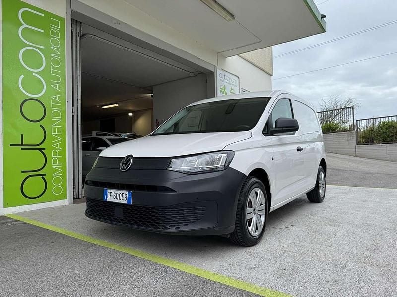 Usata VW Caddy 75 CV (55 kW) 2021 Bianco Monovolume
